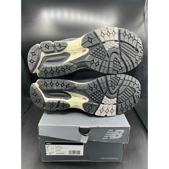 New Balance 2002R \'Magnet Hi-Pink\' Men’s Size 12 (M2002RGV) NEW IN BOX main image 14